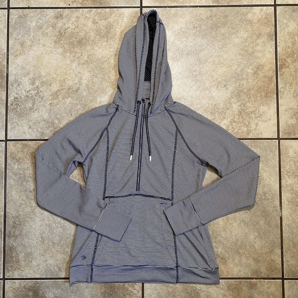 Athleta Women’s Hoodie Size Small 1/4 Zip Striped Running Gym Stretch Casual